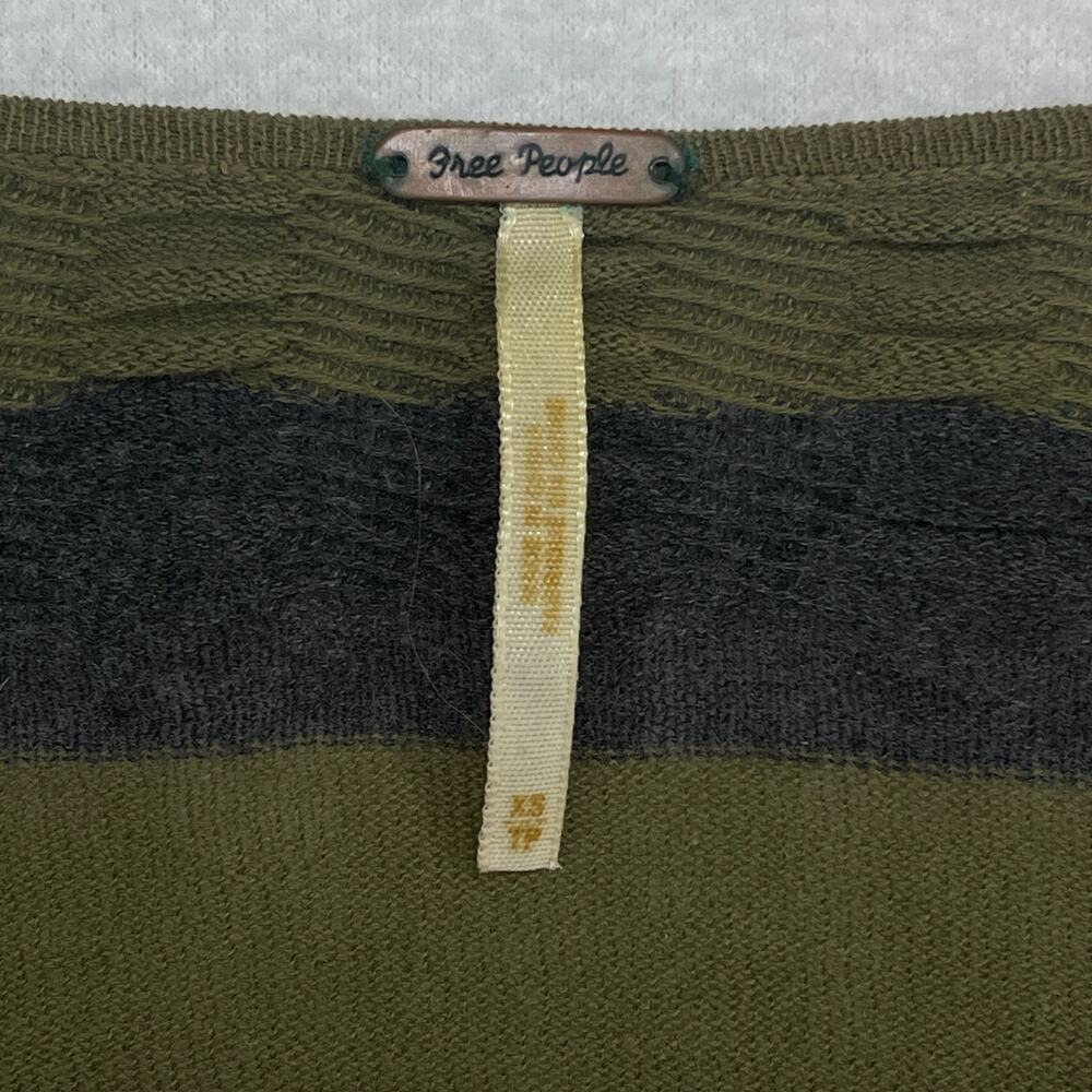 FREE PEOPLE Sweater XS Crumpled Striped Cardigan Slouchy Button Up Cotton Green - Picture 5 of 11